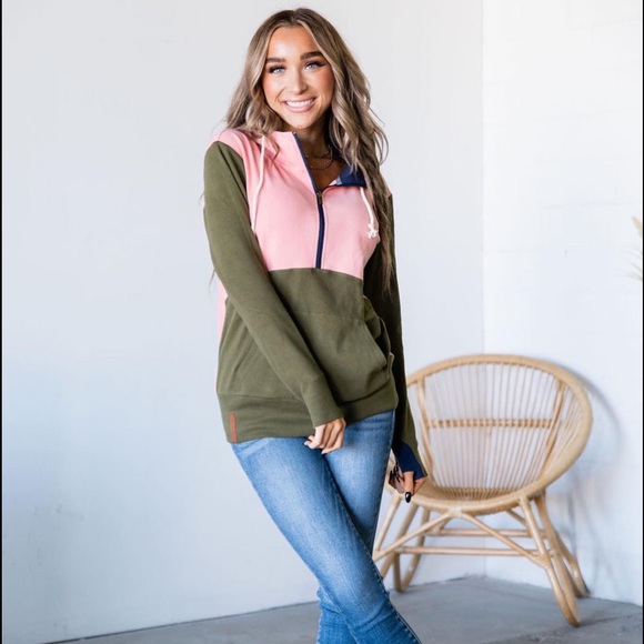 Ampersand Halfzip Sweatshirt - Picture 1 of 4